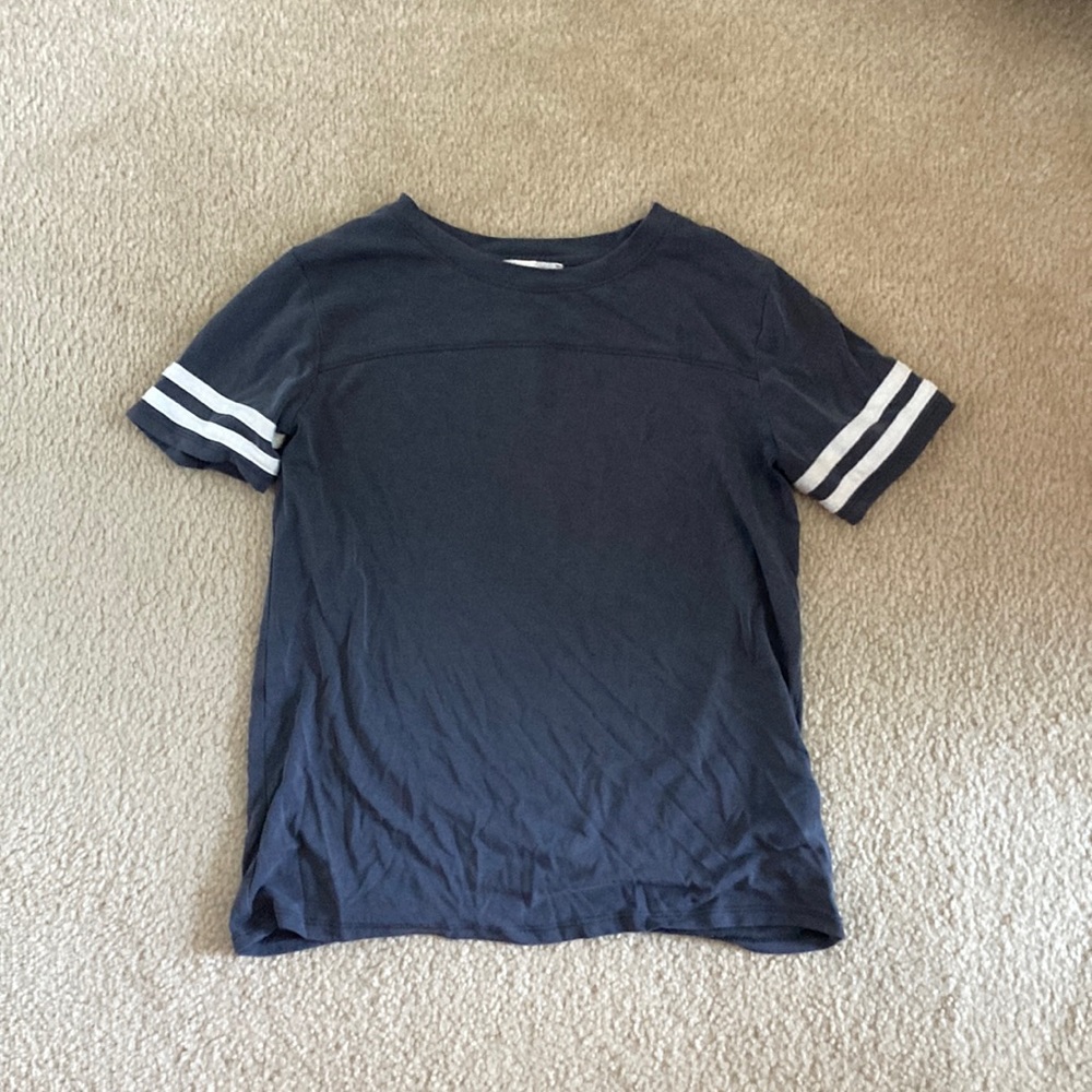 Size Youth Large  Pink Republic T-Shirt